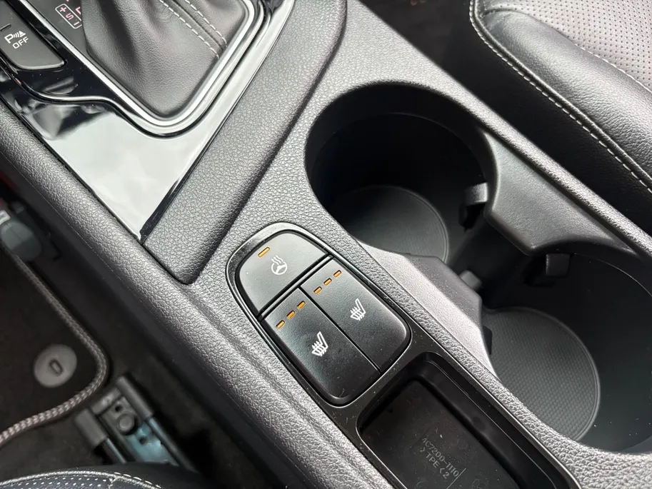 Kia Niro 1.6 GDi Hybrid DynamicPlusLine | Trekhaak | Camera | Stoel/Stuurverwarming | Apple Carplay/Android Auto | Adaptieve Cruise Control |