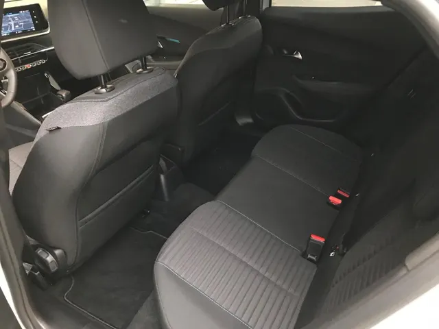 Peugeot 2008 1.2 PureTech Style | Camera | Navigatie