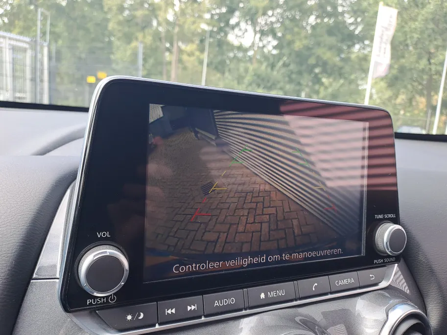 Nissan Juke 1.6 Hybrid N-Connecta |  Apple Carplay/Android Auto | Automaat | Cruise | Camera | Voorstoelen verwarmd | Stuur Verwarmd | Voorruit Verwarmd | ECC