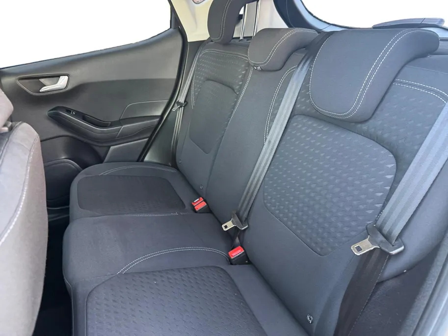 Ford Fiesta 1.0 EcoBoost Titanium X | Winter Pack | Navigatiesysteem | Cruise Control | Draadloos Telefoonlader | Apple Carplay & Android Auto |