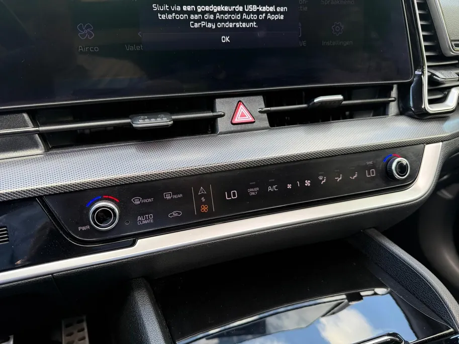 Kia Sportage 1.6 T-GDi Plug-in Hybrid AWD GT-Line Origineel Nederlands | Dealer onderhouden| Resterende fabrieksgarantie | Stoelverwarming + stuurverwarming | Schuifkanteldak |