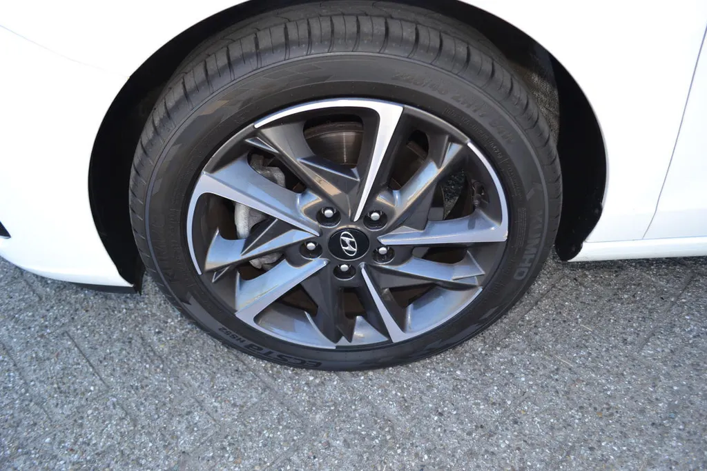 Hyundai i30 1.5 T-GDI MHEV COMFORT SMART