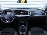 Opel Grandland 1.2 Turbo GS Line | Stuur-/ stoel-/ voorruitverwarming | Matrix LED | Elek. achterklep | 18' LM | Dodehoek detectie | Clima | Navi | Camera voor + achter |