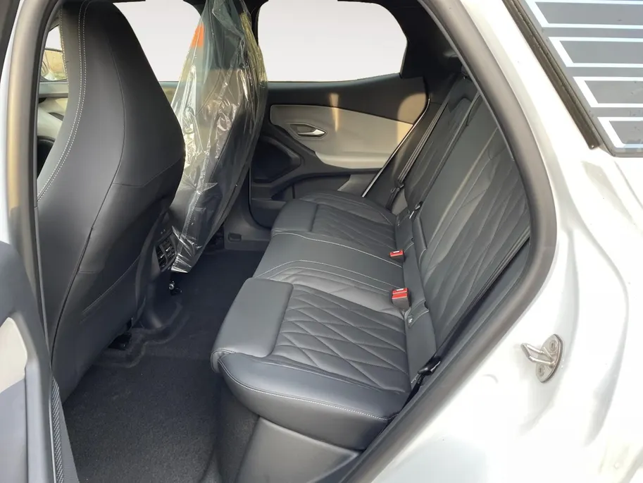Ford Explorer Premium Extended Range RWD 79 kWh | Tot 2200kg trekgewicht! | Nieuw te bestellen | Diverse kleuren | Tot €4.000,- korting! | 0,99% rente Ford Options! |