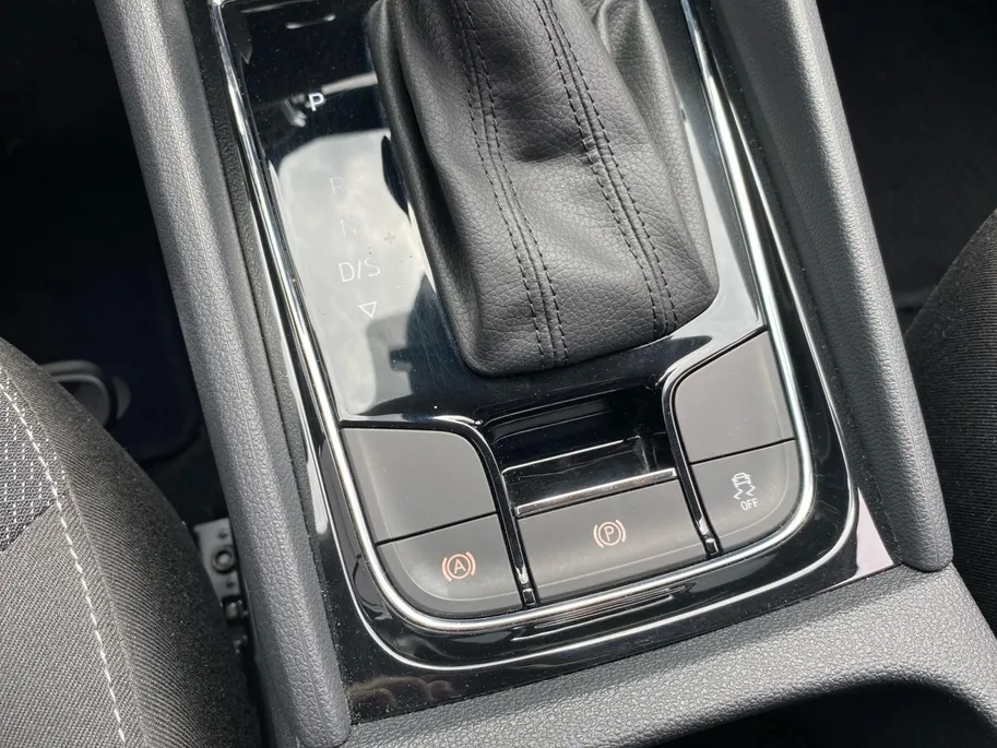 Škoda Kodiaq 1.5 TSi DSG7-autom. Business Edition LED | navigatie | adapt. cruise control | sunset | etc.