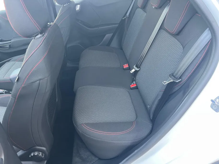 Ford Puma 1.0 EcoBoost Hybrid ST-Line | Dealer onderhouden  | NL auto | Winter pack | Cruise control | Parkeersensoren voor en achter | Achteruitrijcamera | Navigatie | Apple carplay & Android auto | 17' lichtmetalen velgen | Draadloos opladen mobiel | Bovag garant
