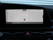 Kia Niro 1.6 GDi Hybrid ExecutiveLine | Camera | Leer | Schuifdak | Stoelverwarming+ventilatie | Elektr. stoelverstelling + achterklep | 18' LM | HUD |