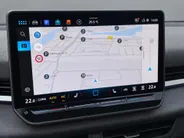 Volkswagen T-Roc 1.5 eTsi 150pk DSG R-Line First Edition · Camera · Apple/Android Car Play · Stoelverwarming · Alarm · Elek. Achterklep · P-Sensoren · IQ.Light · Garantie t/m 12-01-2028