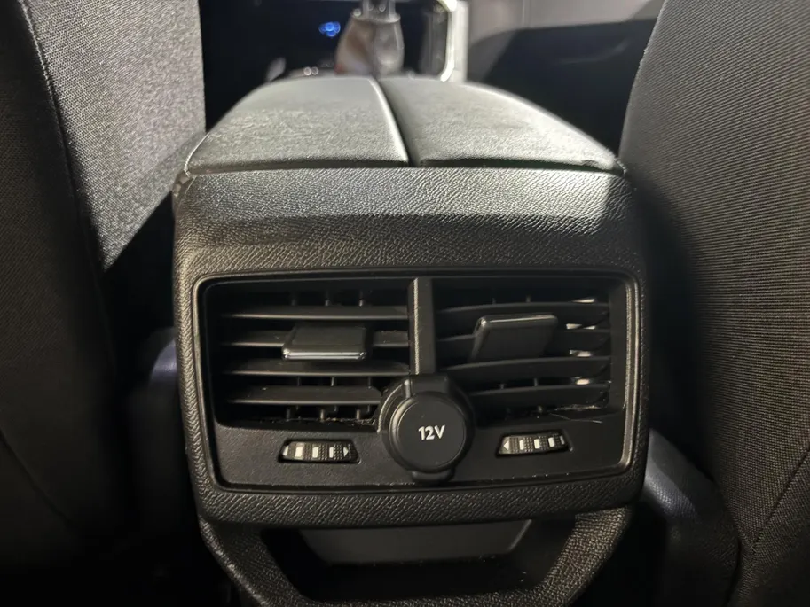 Peugeot 3008 1.2 - 130PK PureTech Allure | Elektrische Achterklep | Digital Cockpit | Navi | Camera | Parkeersensoren | Apple CarPlay/Android Auto | Lichtmetalen Velgen | Adaptive Cruise Control |