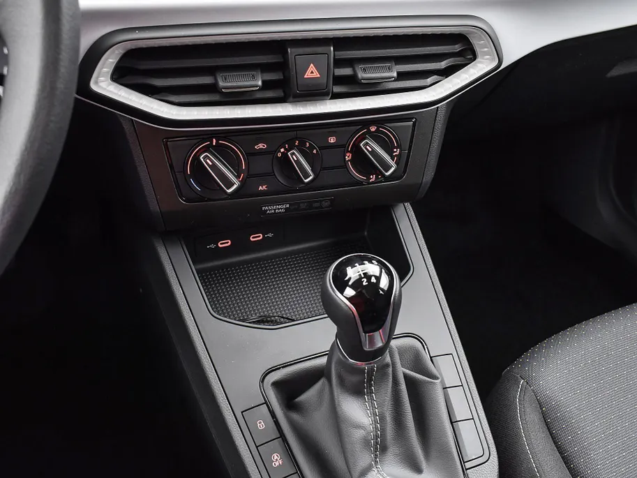 SEAT Ibiza Style Plus 1.0 70 kW / 95 pk EcoTSI Hatchback