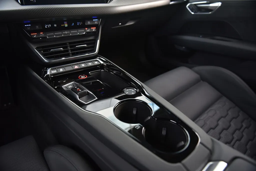 Audi e-tron GT RS