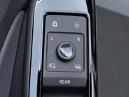 Volkswagen ID.4 Pro Business Advantage 77 kWh 204pk · SOH 94,4% · 360 Camera · Inklap. Trekhaak · Stuur- & Stoelverwarming · Adaptive Cruise Control · Dodehoeksensor · Elek. Achterklep ·