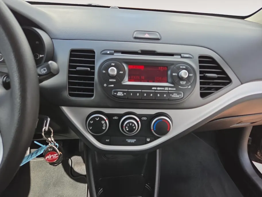 Kia Picanto 1.0 CVVT ComfortLine | Unieke kilometerstand NAP | Parkeersensoren | 100% onderhouden | 12 maanden Bovag Garantie |