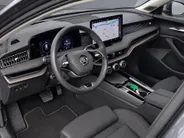 Škoda Superb Combi 1.5TSI 160kW/218PK PHEV Laurin & Klement · Trekhaak · 360°Camera · Canton sound · Achterbank verwarmd · Apple/Android Car Play ·