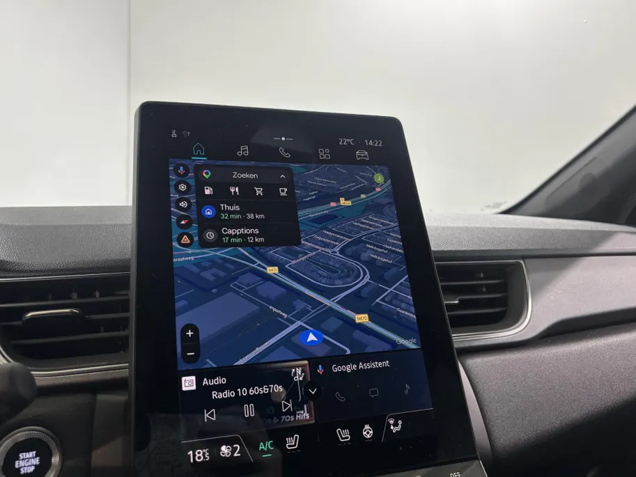 Renault Captur 90PK TCe Techno | Pack Winter | Navi | Climate Control | Camera | Parkeersensoren | Apple CarPlay/Android Auto | Lichtmetalen Velgen | Full LED | Armsteun | Digital Cockpit |