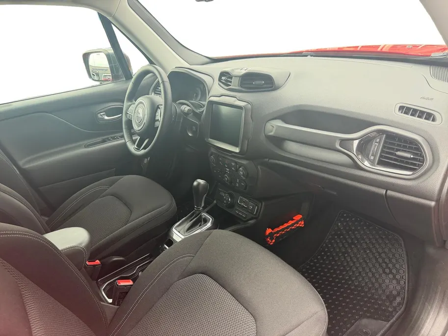 Jeep Renegade 4xe 240 Plug-in Hybrid Electric S 12 MAANDEN GARANTIE! | Stoel/stuur verwarming | Navigatie | Camera | Adapt cruise / Clima control |