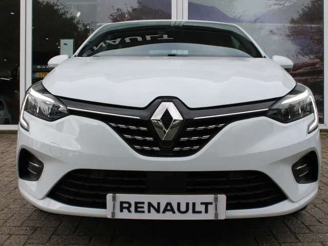 Renault Clio 1.0 TCe Intens | Climat Control | Navigatie groot scherm| Half leder |