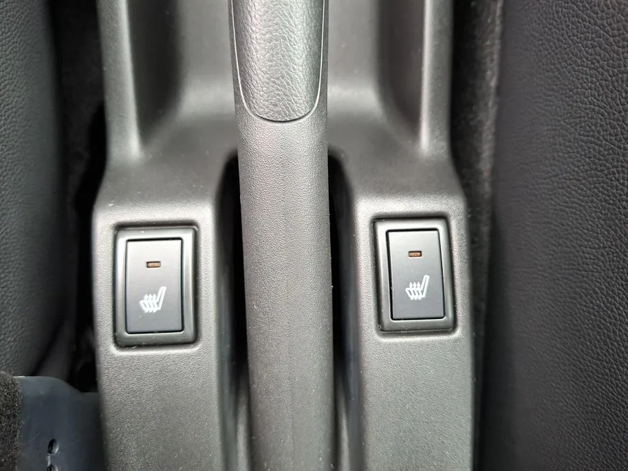 Suzuki Swift 1.2 Edition 60 Smart Hybrid | €2.200.- korting | Lederen bekleding | Zwarte velgen | Dode hoek detectie