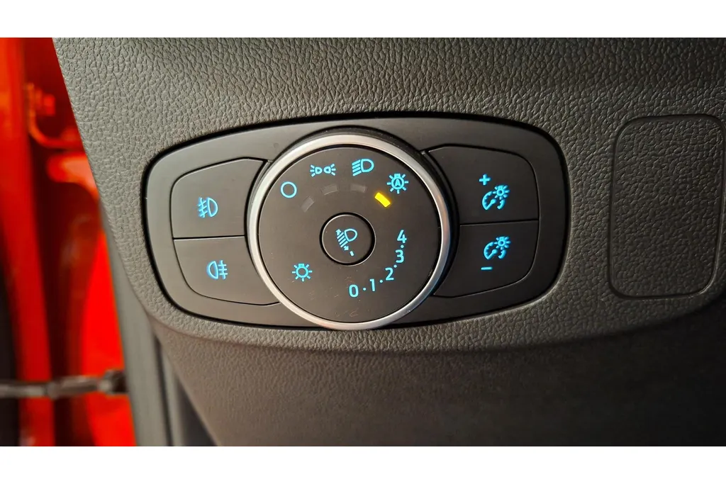 Ford Focus Wagon 1.0 EcoBoost 125PK Hybrid ST Line Business | Winter Pack | Achteruitrij camera | NL Auto |