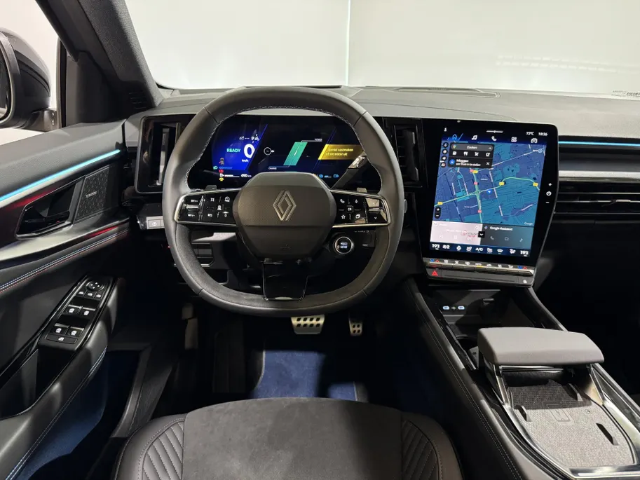Renault Rafale 200PK E-Tech Full Hybrid Esprit Alpine Automaat | DEMO - Directie auto | Harman Kardon Audio | Head Up Display | Panoramadak | 4 Control | Matrix LED Koplampen | Camera | Climate Control | Apple CarPlay/Android Auto |