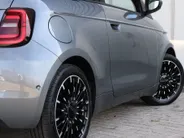 Fiat 500e C La Prima by Bocelli 42 kWh | JBL | Winter | Camera | 17′