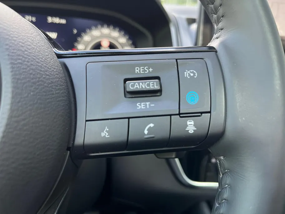Nissan QASHQAI 1.3 MHEV Xtronic N-Connecta