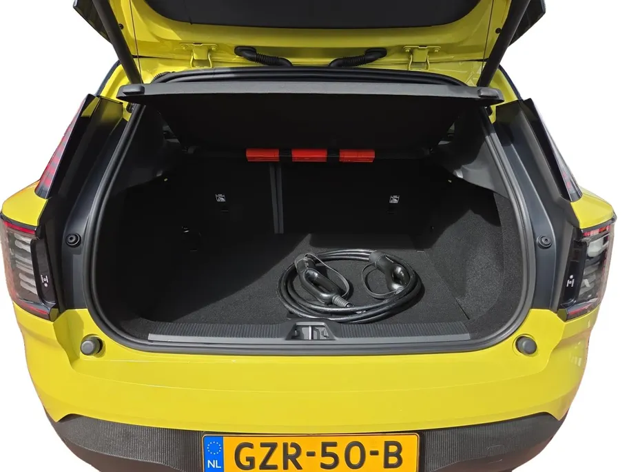 Volvo EX30 Single Motor Extended Range Ultra 69 kWh | Zeer compleet | Panoramadak | Harman Kardon Audio | 360 graden camera | Stoel & stuurverwarming | Bovag garantie | NAP