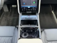 Ford Capri Premium Standard Range RWD 52 kWh | Uit Voorraad Leverbaar | €3.500,- Ready Set Ford Bonus | 374km WLTP Rijbereik | Warmtepomp | Draadloze Apple Carplay & Android Auto | B&O Premium Audio | Verwarmbare Voorstoelen | Adaptieve Cruise Control