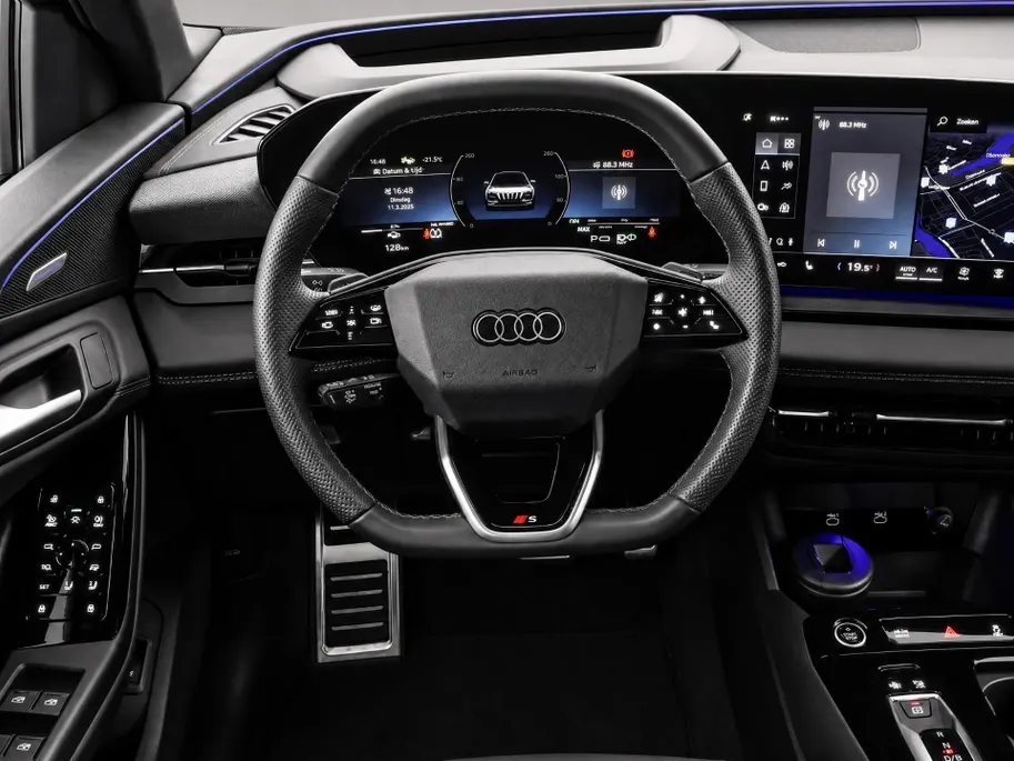Audi Q6 e-tron Sportback S edition performance 100 kWh 306pk · SOH 97,5% · Panoramadak · 360 Camera · Wegklapbare Trekhaak · Bang & Olufsen · Leder · Warmtepomp · Head-Up · 20'' Inch · Garantie t/m 17-09-2030 of 100.000km