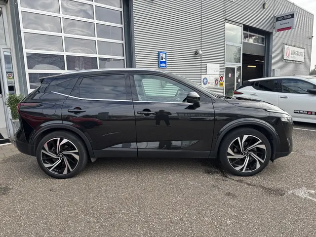 Nissan QASHQAI 1.3 MHEV Xtronic Tekna Plus