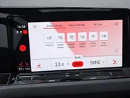 Volkswagen Golf 1.4 eHybrid 245pk DSG GTE · Panoramadak · Camera · Head-Up Display · Inklap. Trekhaak · Apple/Android Car Play · Parkeerassistent · Garantie t/m 19-12-2026 of 100.000km