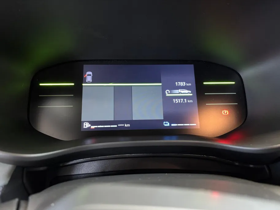 Dacia Jogger 1.8 hybrid 155 limited edition 7p. AUTOMAAT NAVI AIRCO CAMERA CRUISE CONTROLE APPLE CARPLAY ANDROID AUTO LM VELGEN 7 STOELEN !!LET OP RIJDENDE DEMO VRAAG NAAR ACTUELE KMSTAND!!!