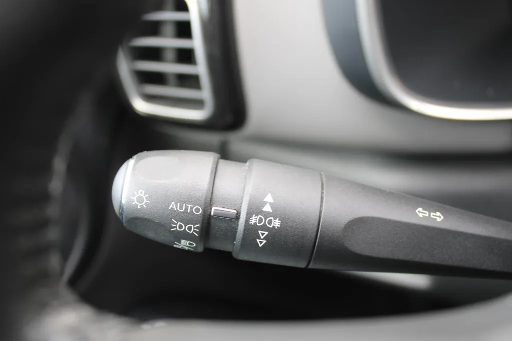 Citroën C5 Aircross 1.2 PureTech Business | 18' LM | Navi | Cruise | PDC | Camera |