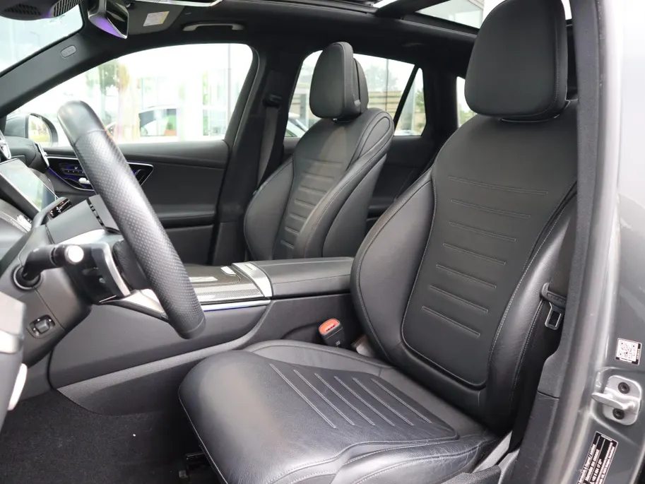 Mercedes-Benz GLC 300e 4MATIC AMG Line