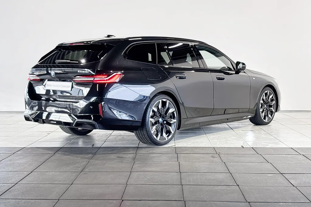 BMW 5 Serie Touring 530e M Sportpakket