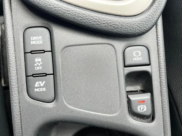 Mazda 2 Hybrid 1.5 Select AUTOMAAT | TREKHAAK | FULL HYBRID | A.CAMERA | HEAD-UP DISPLAY | STOEL- en STUURVERWARMING | APPLE CARPLY/ANDROID AUTO |