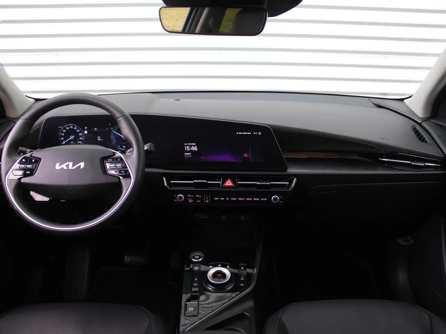 Kia Niro 1.6 GDi Hybrid DynamicPlusLine | Trekhaak | Stuur-/stoelverwarming | Schuifdak | Camera | Cruise adapt. | Clima | HUD | LED | 16" LM |