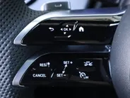 Mercedes-Benz EQE SUV 300 AMG Line 91 kWh l Trekhaak l Keyless l Panoramadak