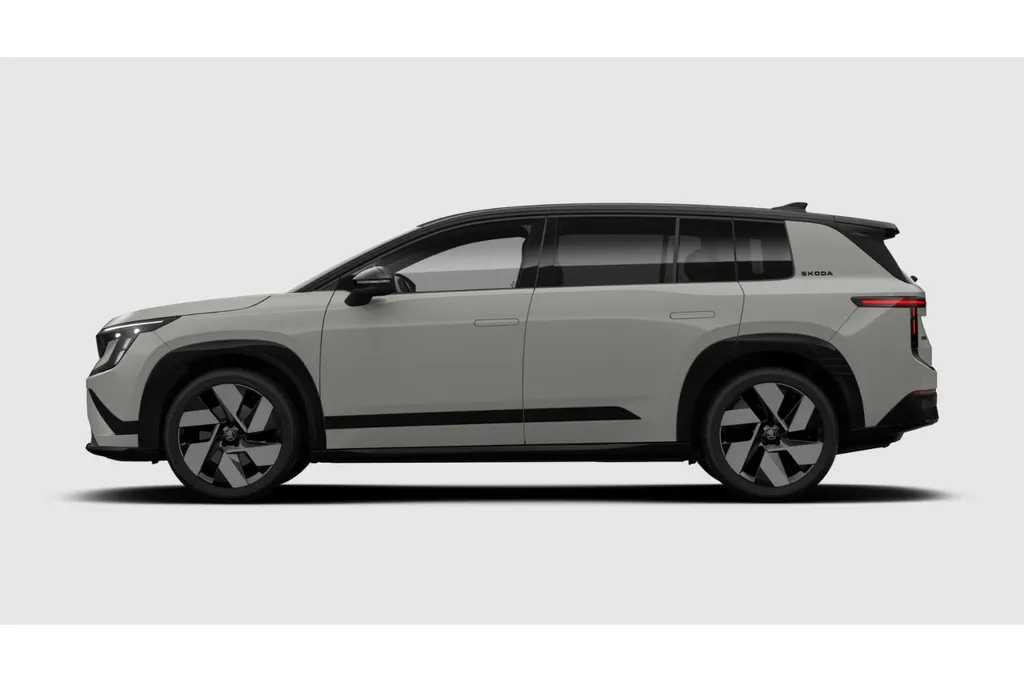 Škoda Peaq 90 Sportline | Derde zitrij | Relex pakket | Adaptive Chassis Control |  Panoramadak | Trekhaak wegklapbaar | Simply Clever |