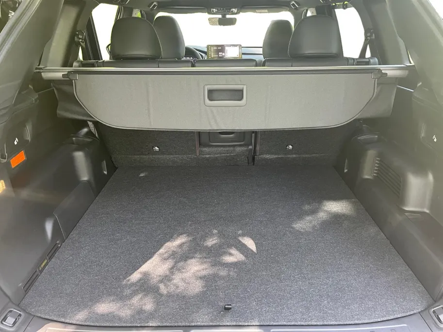 Mitsubishi Outlander 2.4 PHEV Black Edition 2.4 PHEV Black Edition | 6000 EURO KORTING | ALLE OPTIES | DIRECT LEVERBAAR |