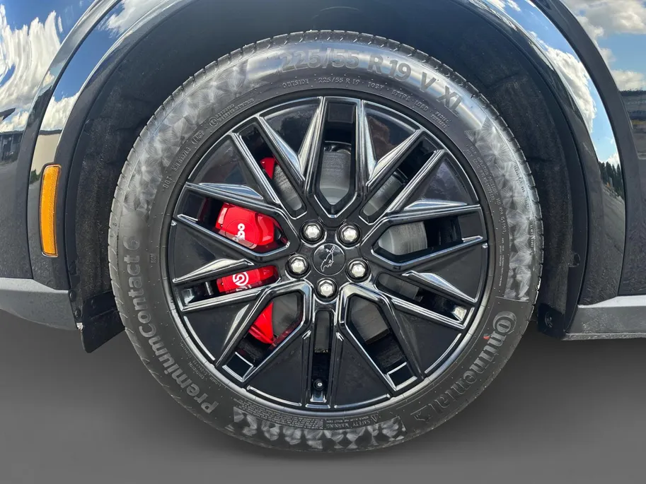 Ford Mustang Mach-E Extended Premium RWD 88 kWh | Uit Voorraad Leverbaar | Prijs Inclusief 2000 Euro Ford Voordeel | 600km WLTP Rijbereik | 19' Lichtmetalen Velgen | Elektrisch Bedienbare Achterklep met Sensor Besturing