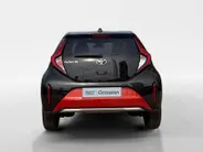Toyota Aygo X 1.0 VVT-i MT Envy | JBL Speakers | Adaptieve Cruise Control | Camera | Climate Control | Volledig Dealer Onderhouden | 10 Jaar Fabrieksgarantie