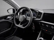 Audi A1 Sportback Advanced edition 30 TFSI 116 PK · Audi Sound · Afgevlakt sportstuur · Full led verlichting · Privacy glas · MEGA Sale