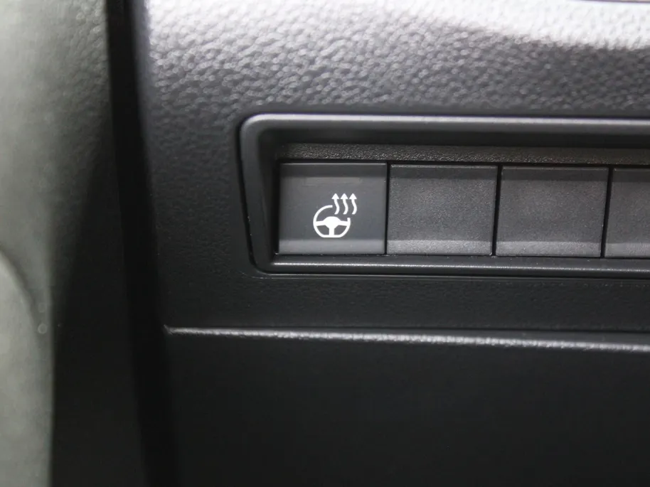 Toyota ProAce CITY 1.5 D-4D L1 Professional | Automaat | 3-zits | Clima | Navi | Camera | Cruise | Dodehoek detectie | Stoel- en stuurverwarming | Digitale binnenspiegel |