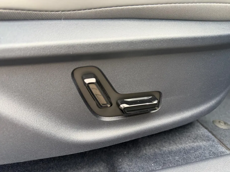 Lynk & Co 02 More 66 kWh 360 Camera | Panodak | Addaptive cruise control | Stuur + stoelverwarming | Rest fabrieksgarantie
