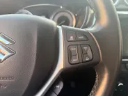 Suzuki Vitara 1.4 Boosterjet Comfort Smart Hybrid | Afneembare Trekhaak| Multimedia systeem| Climate Control| Keyless start| Parkeersensoren voor en achter| Stoel verwarming| Adaptieve cruise control