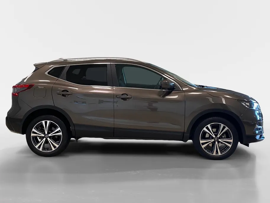 Nissan QASHQAI 1.3 DIG-T | AUTOMAAT | N-CONNECTA | PANODAK | TREKHAAK |