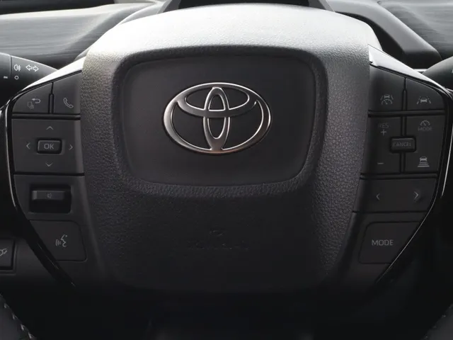 Toyota C-HR+ First Edition 77 kWh | Stuur/Stoel Verwarming | 20 Inch