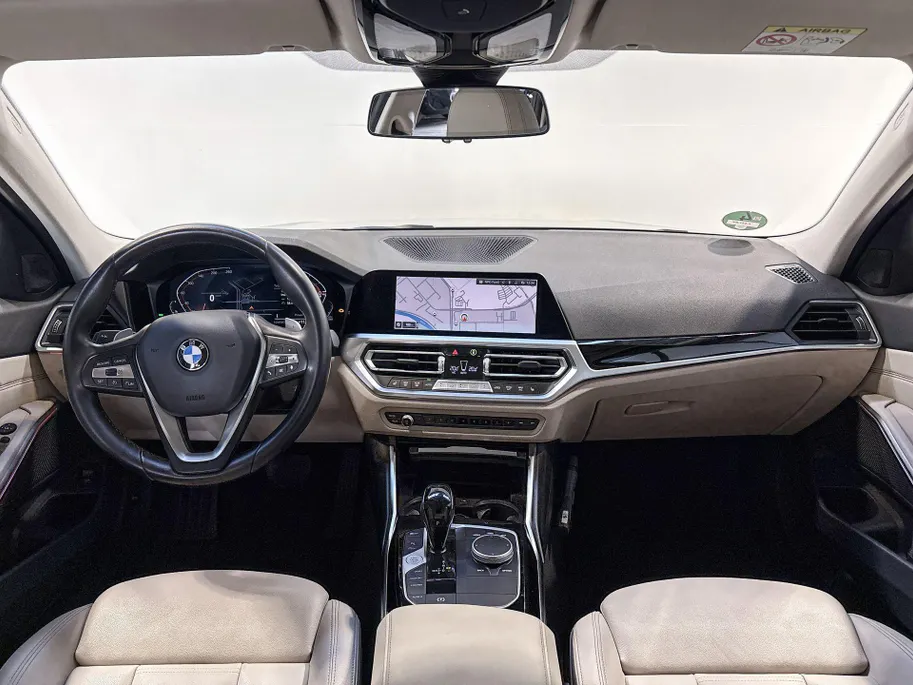BMW 3 Serie Touring 330i Business Edition Plus High Executive