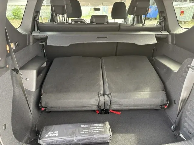 Dacia Jogger 1.0 TCe 110 PK Expression 7 persoons | 7 persoons | Pack assist | NAV | Camera achter | handsfree starten en openen |